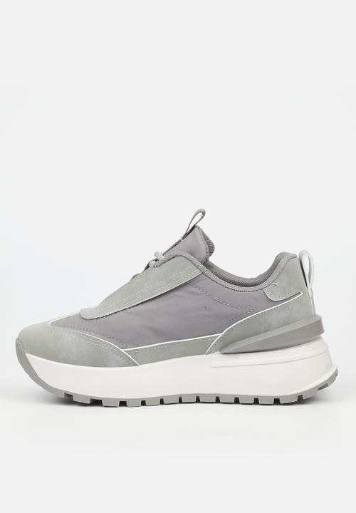 Butterfly Feet - Rio 3 Sneaker - Grey