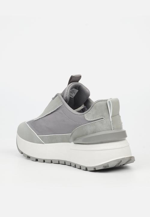 Butterfly Feet - Rio 3 Sneaker - Grey