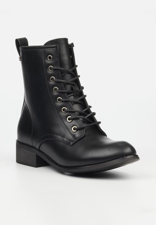 Butterfly Feet - Tyler 2 Lace-Up - Black