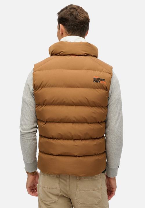 Superdry. - Sport Puffer Gilet - Denim Co Tobacco Brown