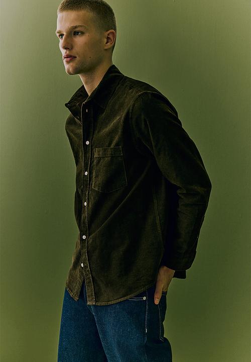 H&M - Regular fit corduroy shirt - green