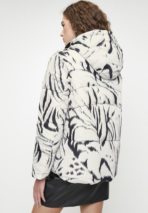 GUESS - Emelie Reversible Puffer - Zebra Skin Print