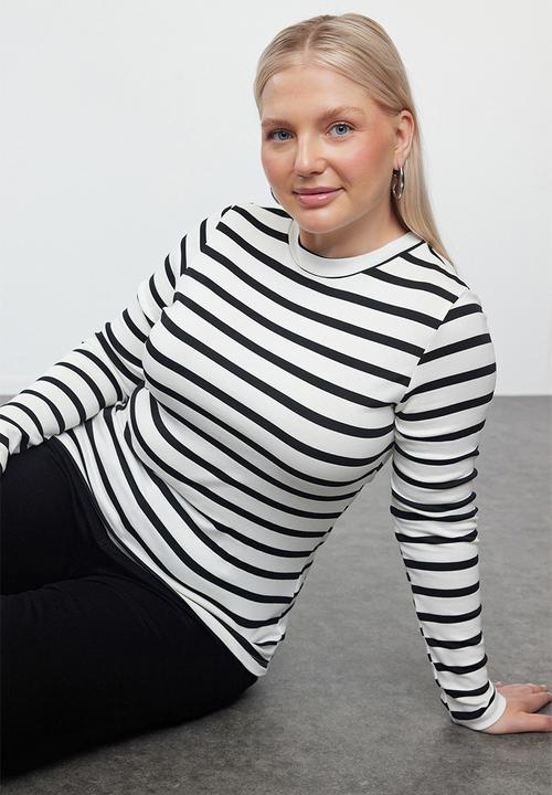 Trendyol - Striped Soft Stretchy Plus Size Blouse - Black-White 