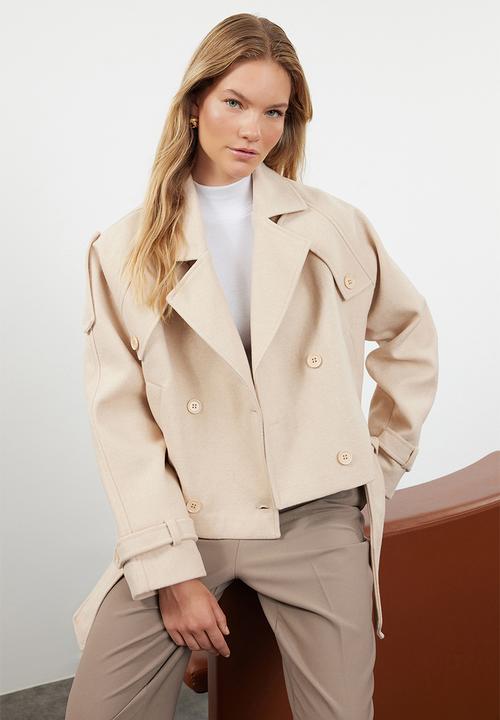 Trendyol - Soft textured seasonal short oversize cashmere coat - beige
