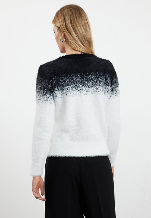 Trendyol - Beard/shaggy yarn knitwear sweater - black 