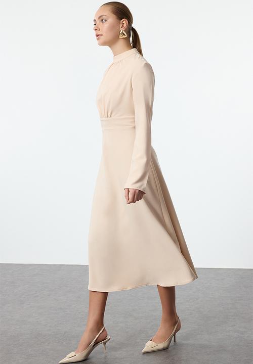 Trendyol - Stand collar skater/waist open midi woven dress - stone