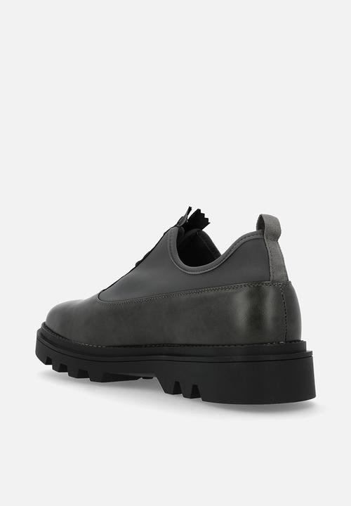 MAZERATA - Vinchey3 V1 - grey