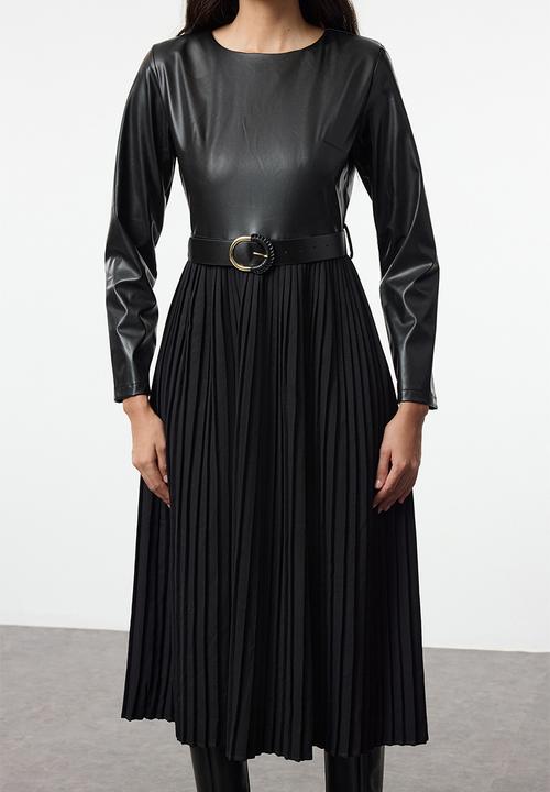 Trendyol - Belted faux leather pleated a-line midi woven dress - black
