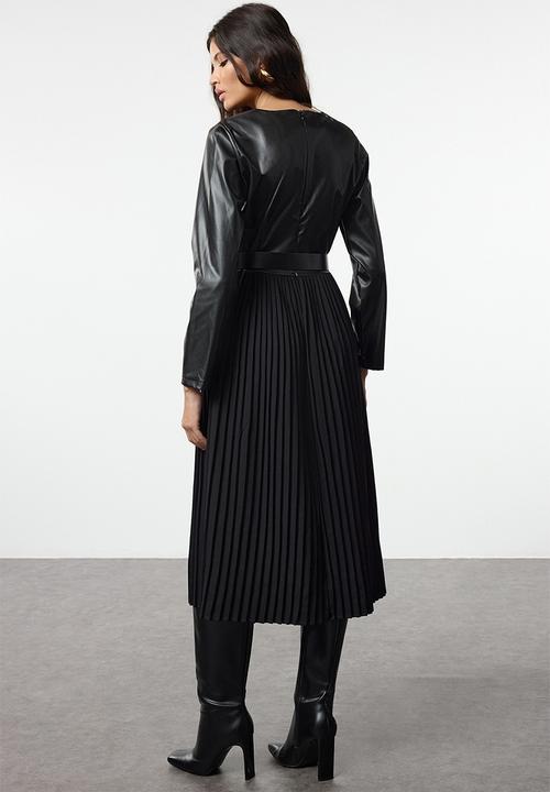 Trendyol - Belted faux leather pleated a-line midi woven dress - black