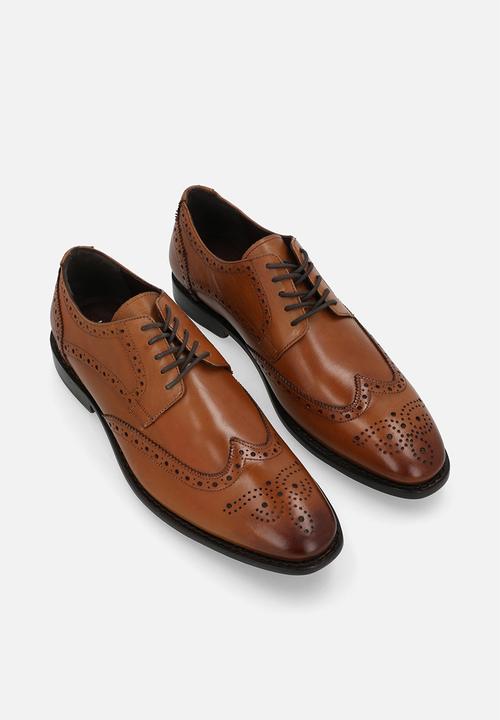 Hush Puppies - Wesley - Tan leather