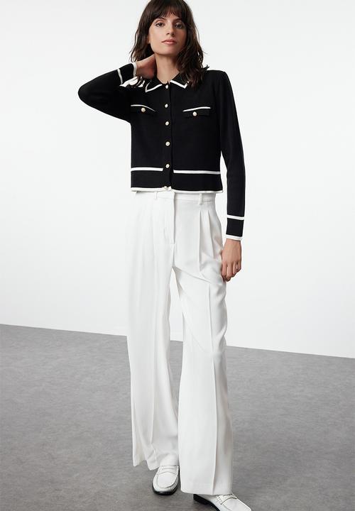 Trendyol - Colour blocked polo neck knitwear - black 