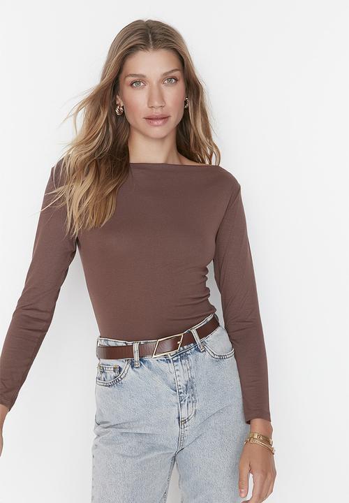 Trendyol - Fitted long sleeve bateau neck viscose stretchy knitted top - brown