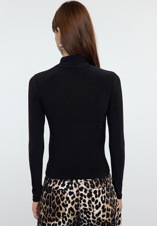 Trendyol - Fitted long sleeve high collar ribbed stretchy knitted top - black 