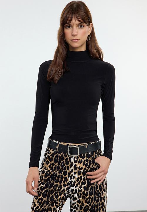 Trendyol - Fitted long sleeve high collar ribbed stretchy knitted top - black 