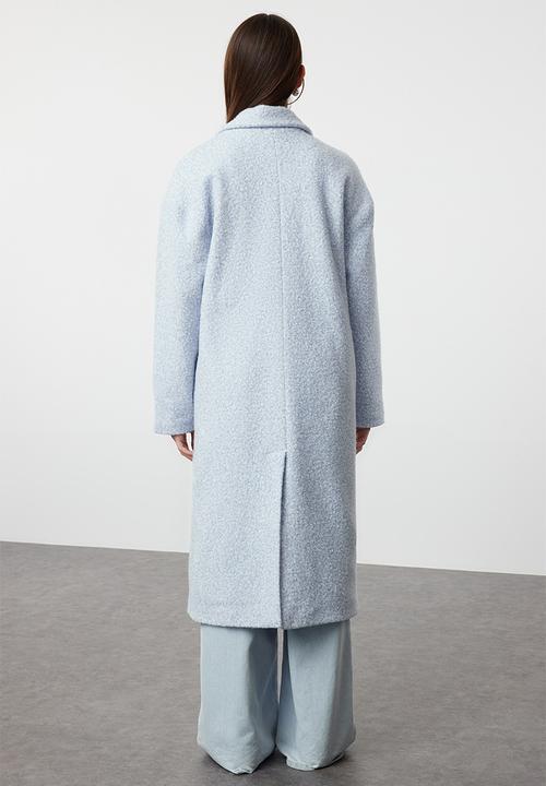 Trendyol - Oversize wide cut plush coat - baby blue 