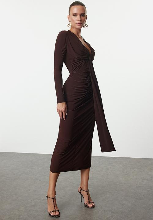 Trendyol - Fitted V Neck Knitted Chic - Brown