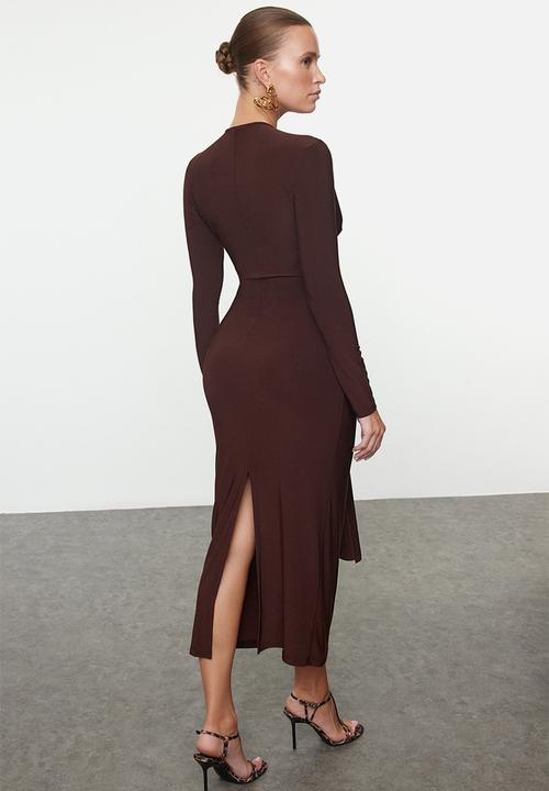 Trendyol - Fitted V Neck Knitted Chic - Brown