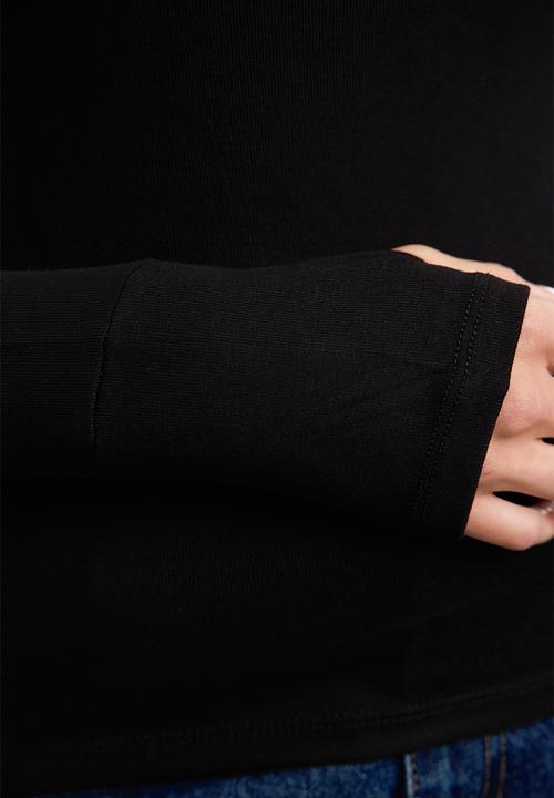 Trendyol - Flexible Knitted Blouse with Finger Snap Detail - Black