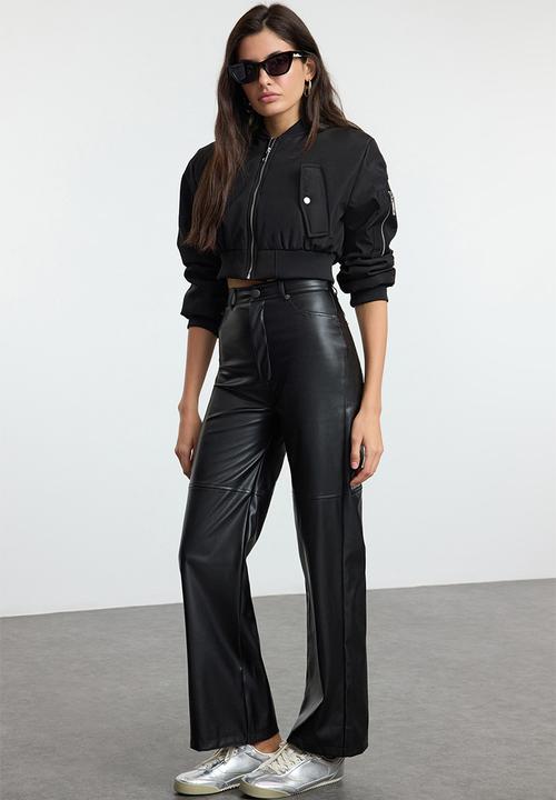Trendyol - Black relaxed/comfortable straight/piece leg stitch detailed trousers 