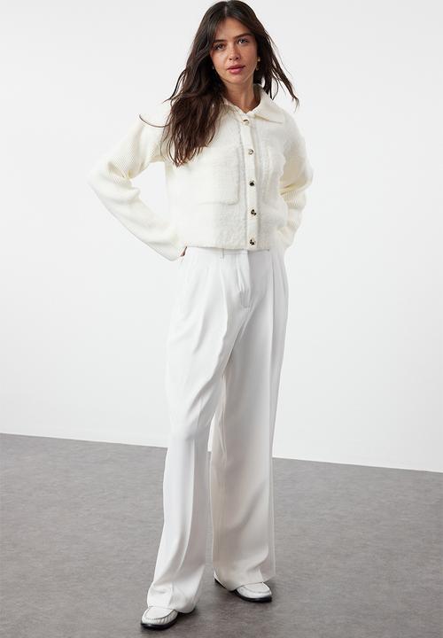 Trendyol - Boucle polo neck coat look knitwear - bone