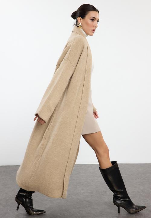 Trendyol - Soft texture thick basic coat look knitwear - beige 