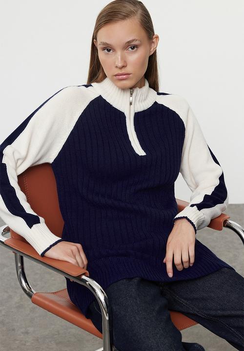 Trendyol - Colour block zipper collar sweater - navy blue