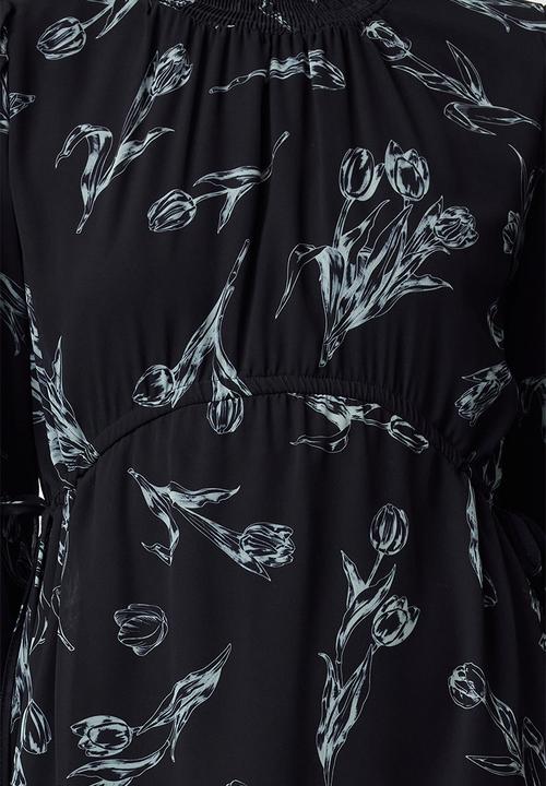 Trendyol - Chiffon Floral Patterned Woven - Navy Blue 