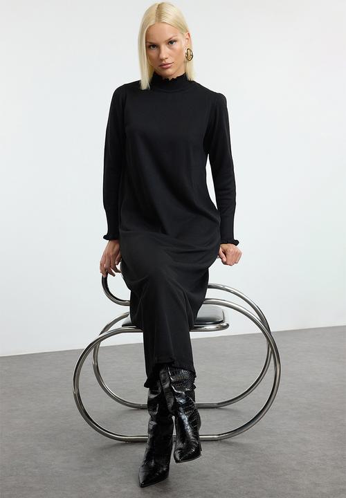 Trendyol - Frill Detailed Ribbed Stand Collar Knitwear - Black 
