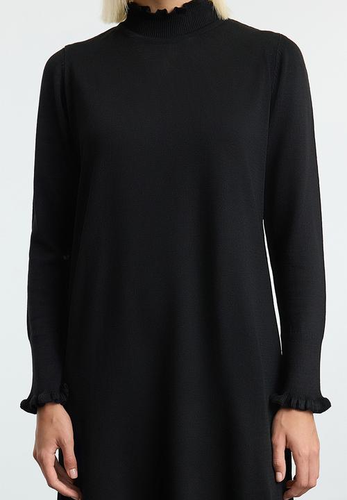 Trendyol - Frill Detailed Ribbed Stand Collar Knitwear - Black 