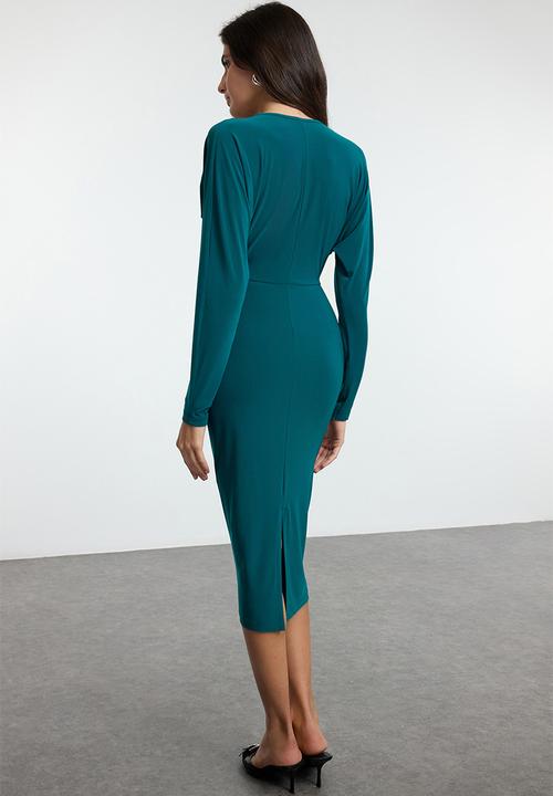 Trendyol - Emerald green batwing sleeve detailed midi knit dress