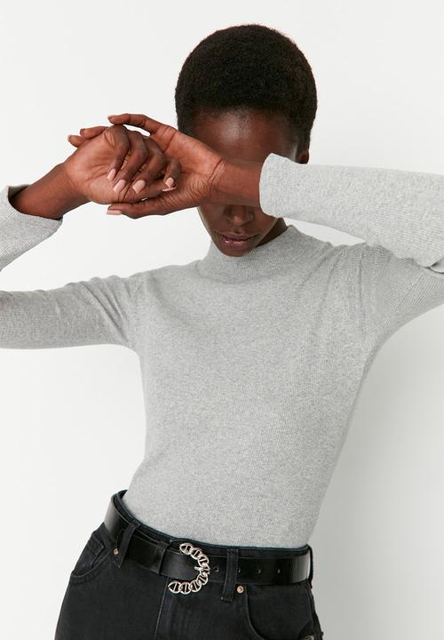 Trendyol - Fitted high collar long sleeve ribbed stretchy knitted top - gray