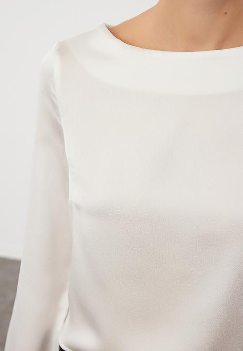 Trendyol - Detailed satin woven blouse - ecru & back