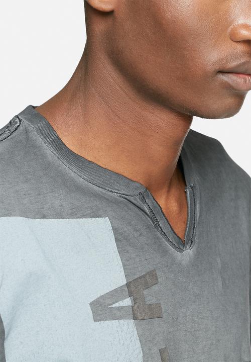 GUESS - Extended tee