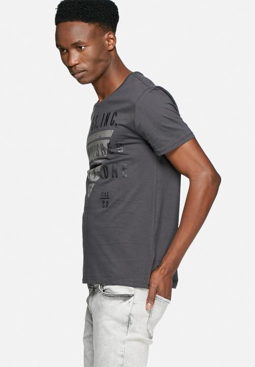 GUESS - Inverted tee