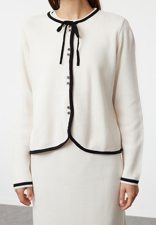 Trendyol - Piping Accessory Buttoned Knitwear Cardigan Skirt Bottom-Top - Ecru 