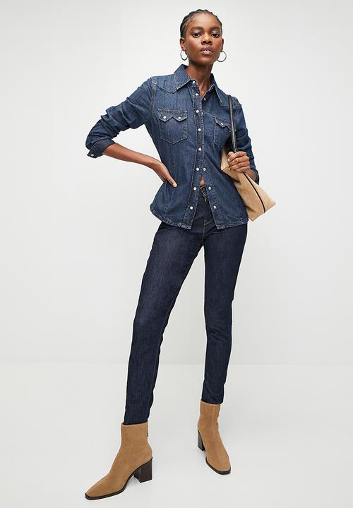Levi’s® - Curvy Hirise Superskinny Cast Shadows Za