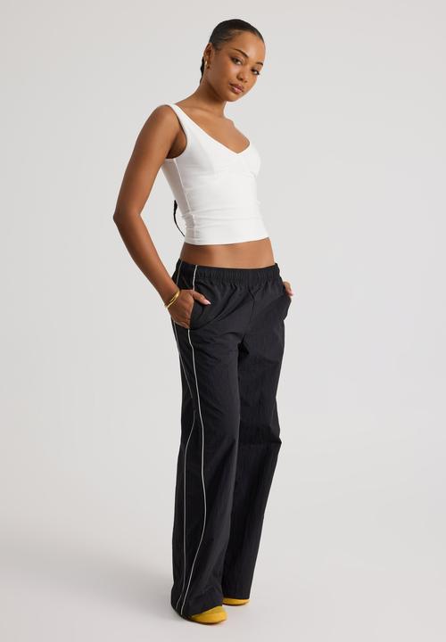 Factorie - Freya Wide Leg  Woven Sporty Trackpant - Black