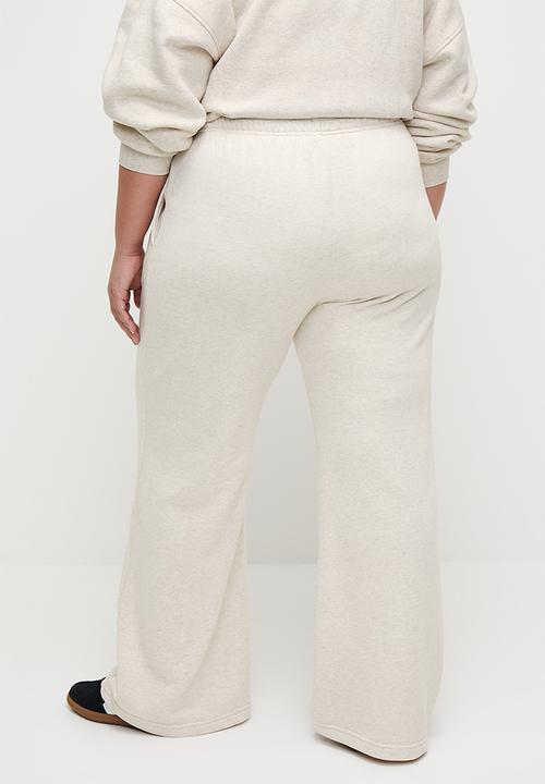 Cotton On - Plus Classic Fleece Wide Leg Sweatpant - Oatmeal Marle