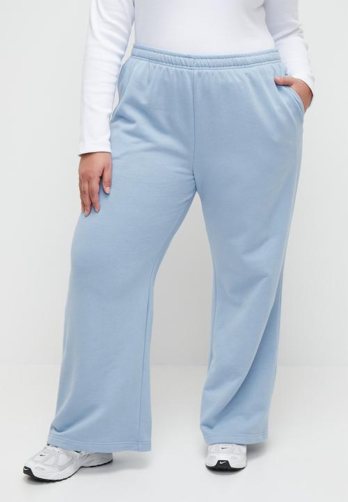 Cotton On - Plus Classic Fleece Wide Leg Sweatpant - Dusk Blue
