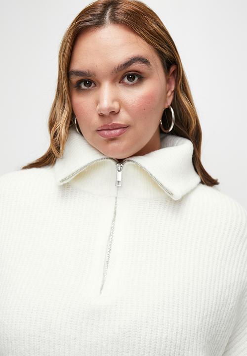 Cotton On - Plus Luxe Half Zip Pullover - White