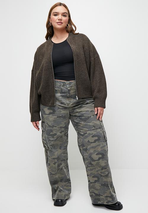 Cotton On - Plus Luxe Zip Through Knit Bomber - Dark Oak