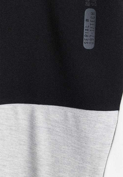 H&M - Block-coloured hoodie - black block-coloured