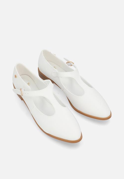 Butterfly Feet - Kerene 9 Mary-Jane - White