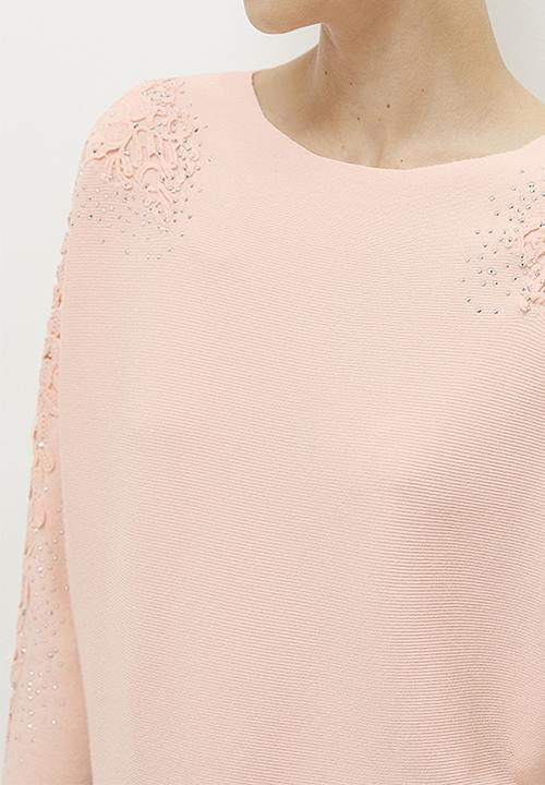 Stella Morgan - Leafy Lace Shoulder Inset Jersey - Pink