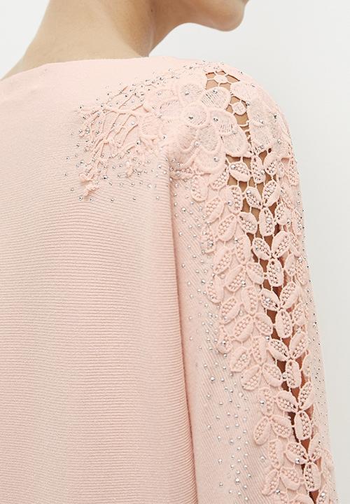 Stella Morgan - Leafy Lace Shoulder Inset Jersey - Pink
