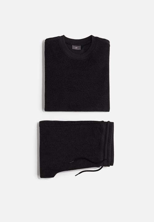 H&M - Pyjama top and bottoms - black