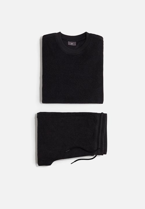 H&M - Pyjama top and bottoms - black