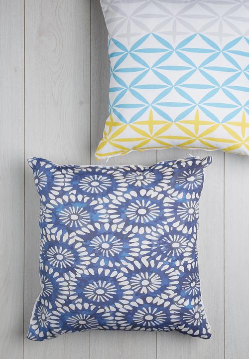 Sixth Floor - Plus minus printed cushion