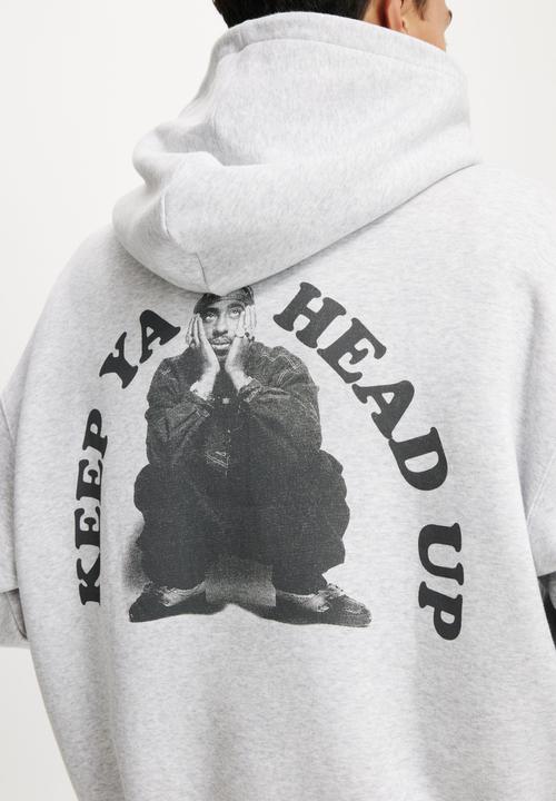 Cotton On - Box Fit Music Hoodie - Lcn Bra Grey Marle/Tupac - Keep Ya Head Up