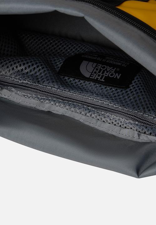 The North Face - Base Camp Shoulder Bag - Summit Gold & Black